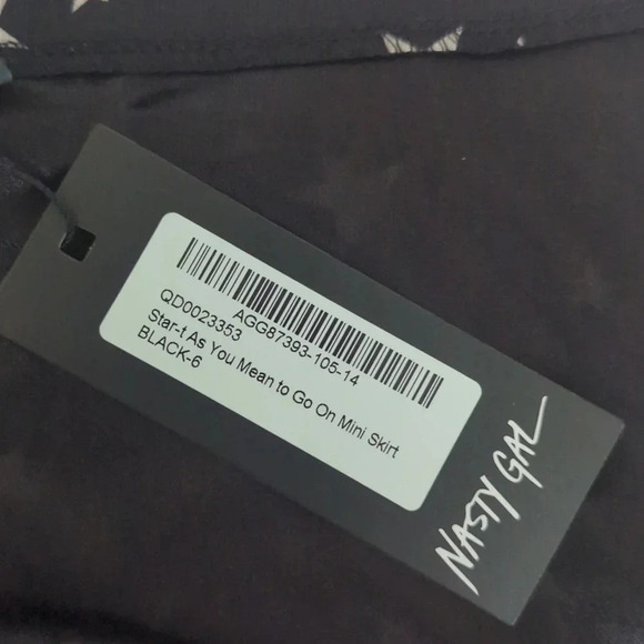 NWT Nasty Gal Star-T As You Mean To Go On Mini Skirt Color Black/White Size 2 - Picture 13 of 15